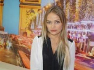 دردشة الفيديو المثيرة angellock
