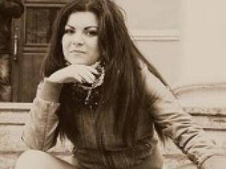 دردشة الفيديو المثيرة angelo4ek18