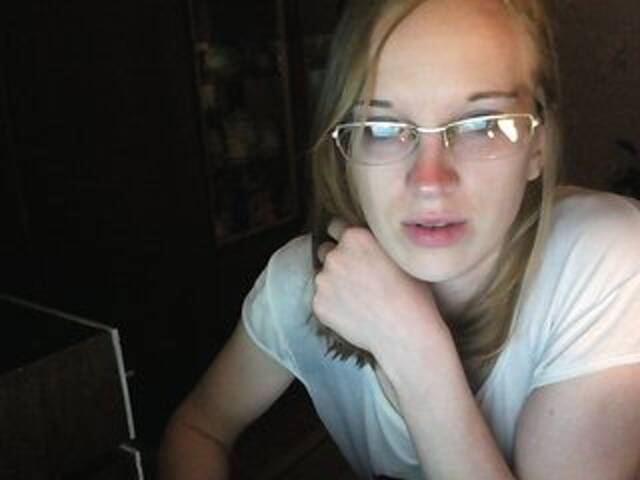 لقطات البث Angelpussy1