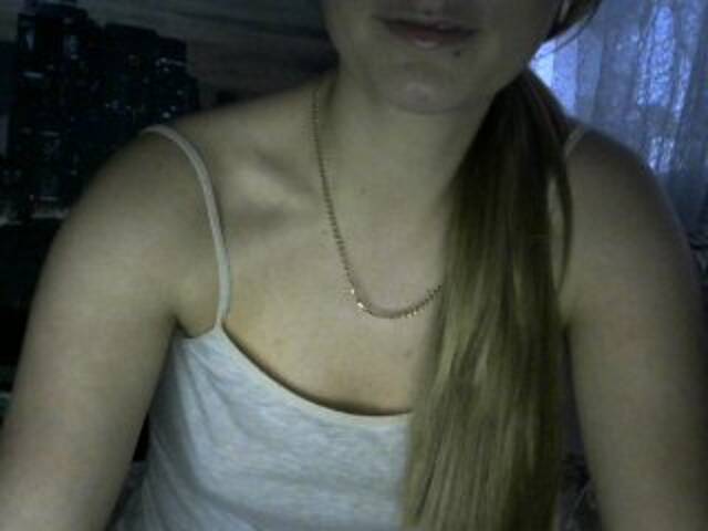 لقطات البث CHERRYjuice