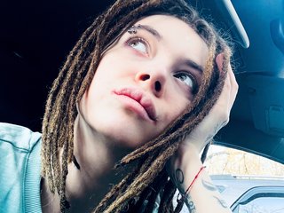 دردشة الفيديو المثيرة AngesInTattoo18