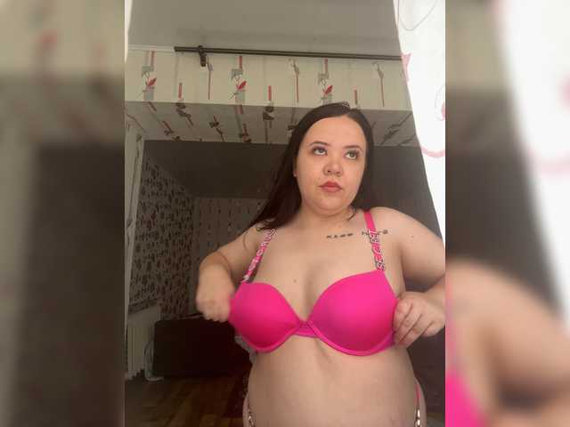 لقطات البث Angie-Delores