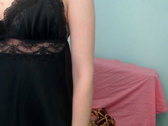 لقطات البث AnisaTopaz