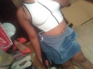 دردشة الفيديو المثيرة AnitaRedd