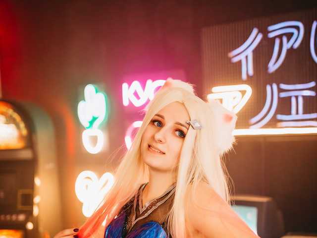 صورة الملف الشخصي AnitaShine