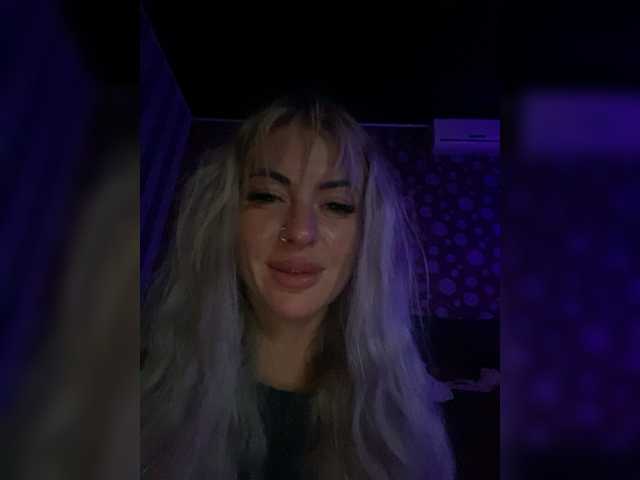 لقطات البث anna12193