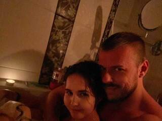 دردشة الفيديو المثيرة Anna200289