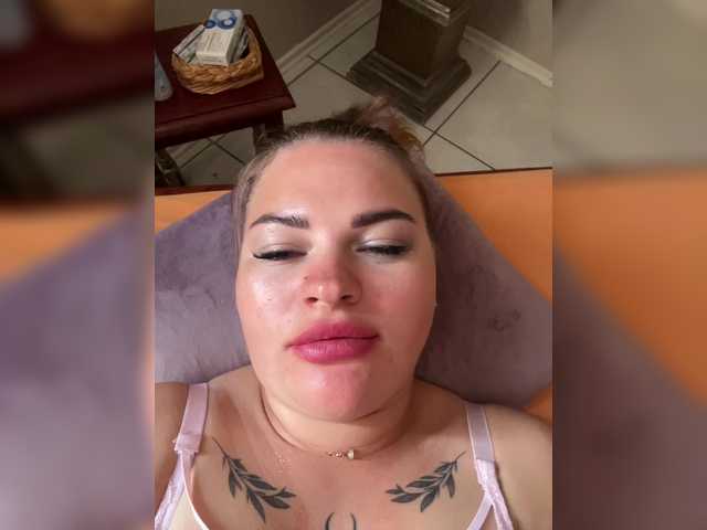 لقطات البث Anna240