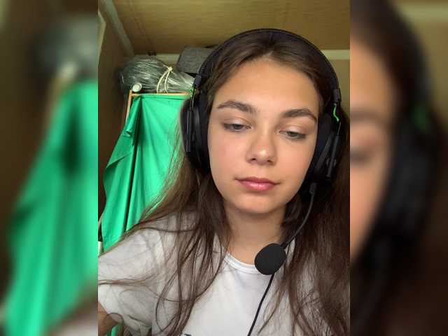 لقطات البث AnnaCow13