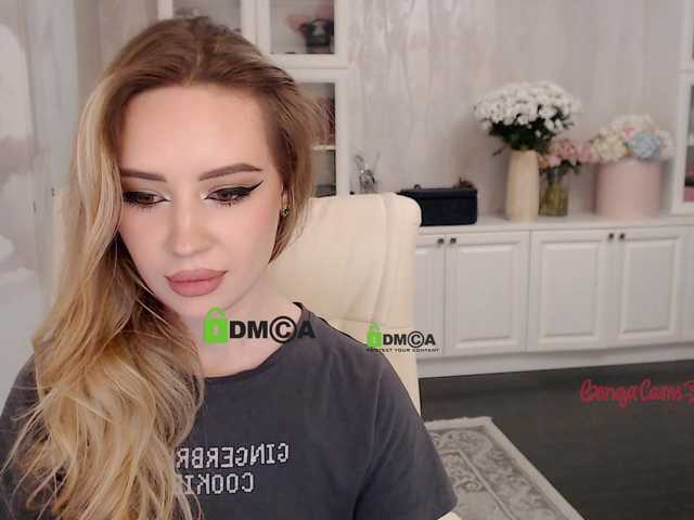 لقطات البث AnnaPoppy