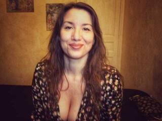 دردشة الفيديو المثيرة Annamask