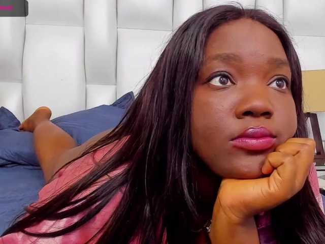 لقطات البث AnneBullock