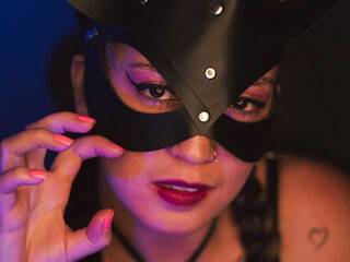 دردشة الفيديو المثيرة AnneiMullers