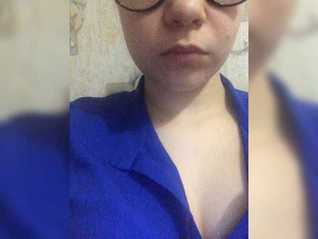 لقطات البث Anni-li