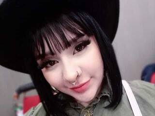 دردشة الفيديو المثيرة annie-villa