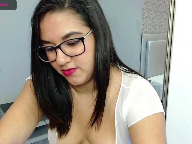 لقطات البث AnnieBellerou