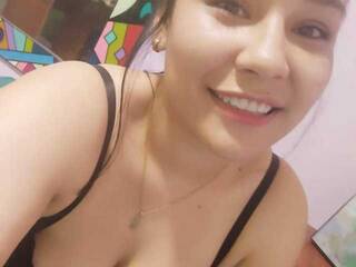 دردشة الفيديو المثيرة annmiley