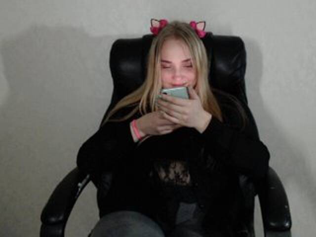 لقطات البث AnnushB