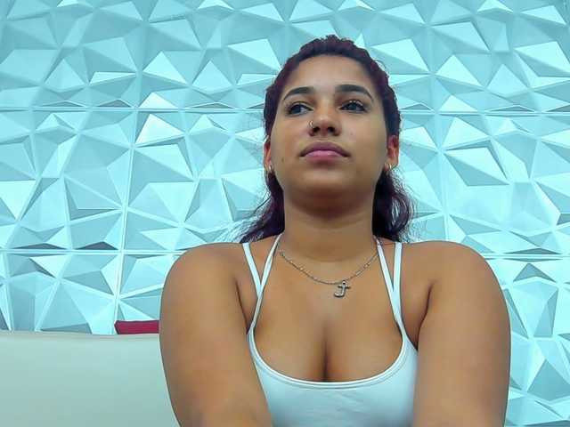 لقطات البث AnnyeGrace