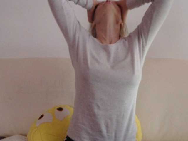 لقطات البث Annzhelika