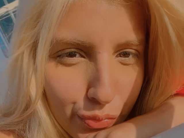 صورة الملف الشخصي AnyelaRose