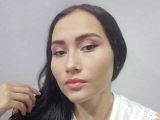 دردشة الفيديو المثيرة April-azul01