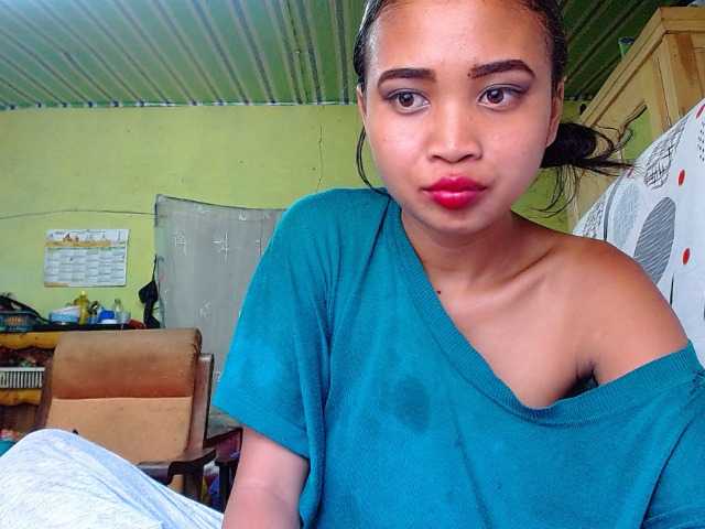 لقطات البث Ariahsquirty