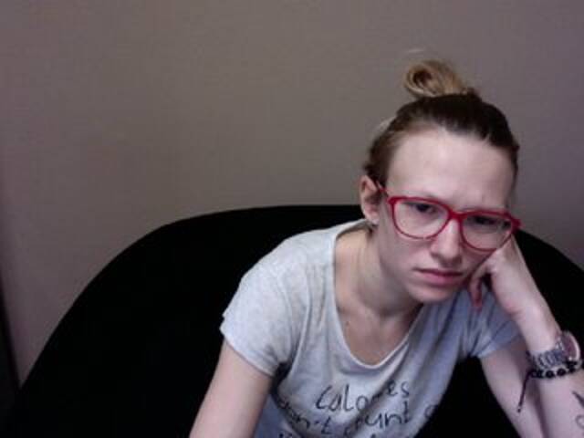 لقطات البث Arianasky