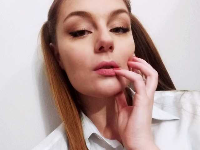 صورة الملف الشخصي ariellasnow