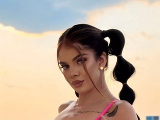 دردشة الفيديو المثيرة AriellSweety