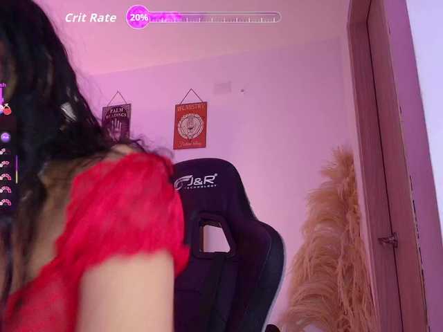 لقطات البث ArielMoore