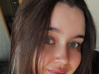 دردشة الفيديو المثيرة ArikaLive