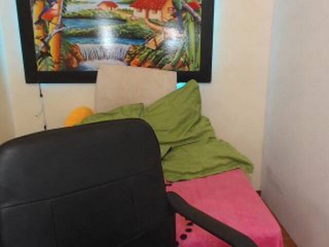 لقطات البث Arleth-Hot