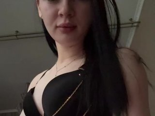 دردشة الفيديو المثيرة ArlinSt