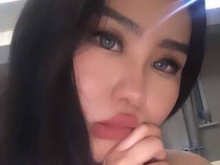 دردشة الفيديو المثيرة asayaa