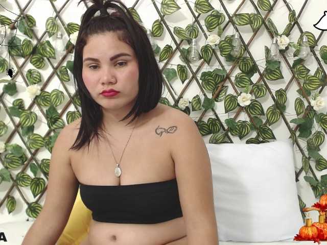 لقطات البث ashley-queen