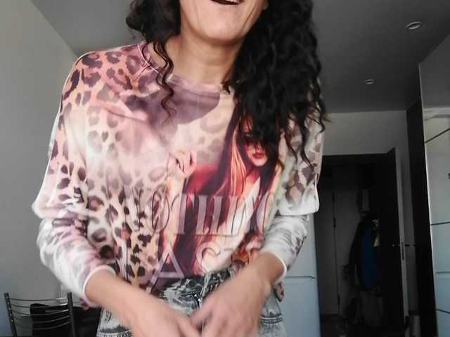 لقطات البث AshleyAsh