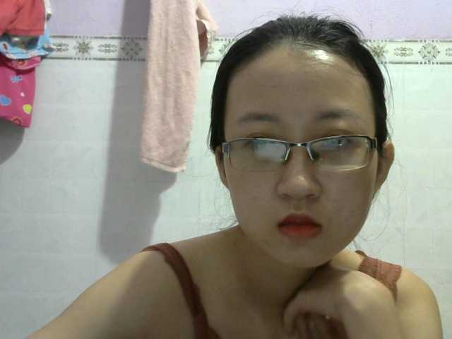 لقطات البث AsianCandy