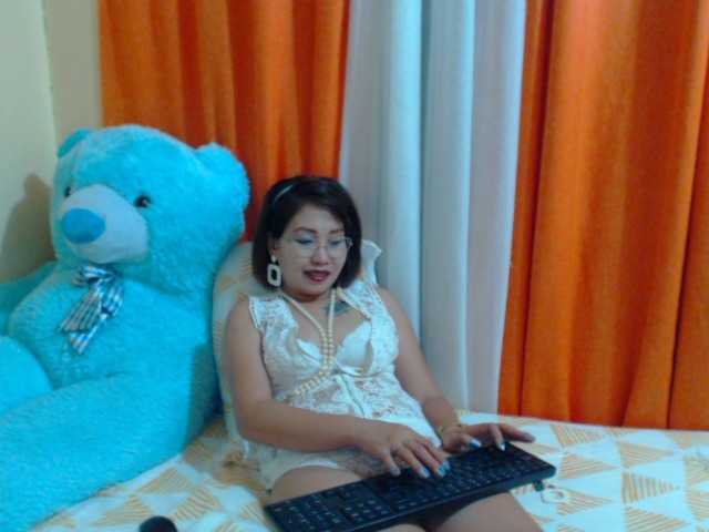 لقطات البث asiansusan