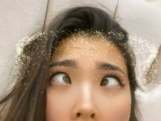 دردشة الفيديو المثيرة assuri_yu