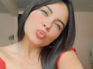 دردشة الفيديو المثيرة Athalya