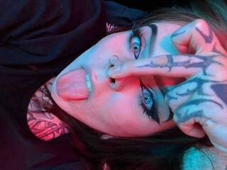 دردشة الفيديو المثيرة ATOMICKETCHUP