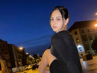 دردشة الفيديو المثيرة AudreeyBitoni