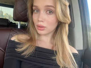 دردشة الفيديو المثيرة AnyaAngel