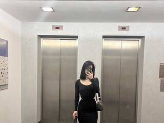 دردشة الفيديو المثيرة Aventadora