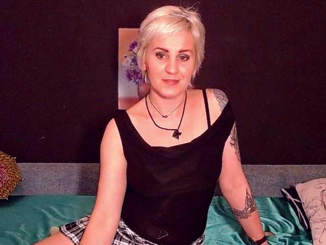 لقطات البث Amrolla