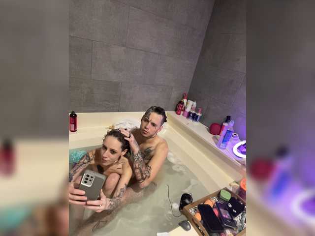 الصور Ayejax1 Hot tub time machine