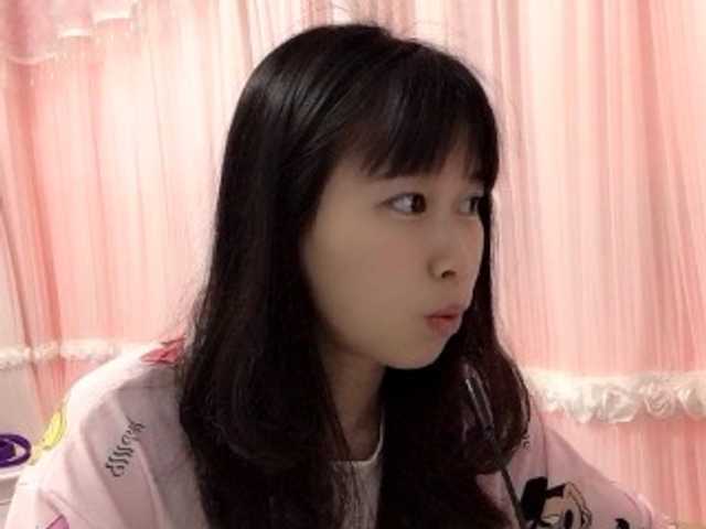 لقطات البث AyleeBloom