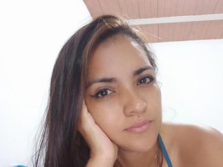 دردشة الفيديو المثيرة AylinSaenz