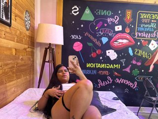 دردشة الفيديو المثيرة AzaharaWhite
